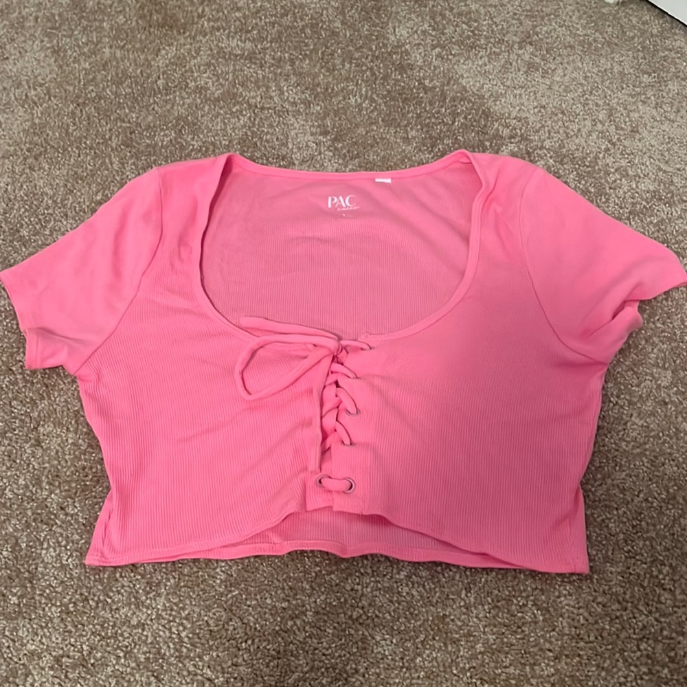 Pink low-cut crop!